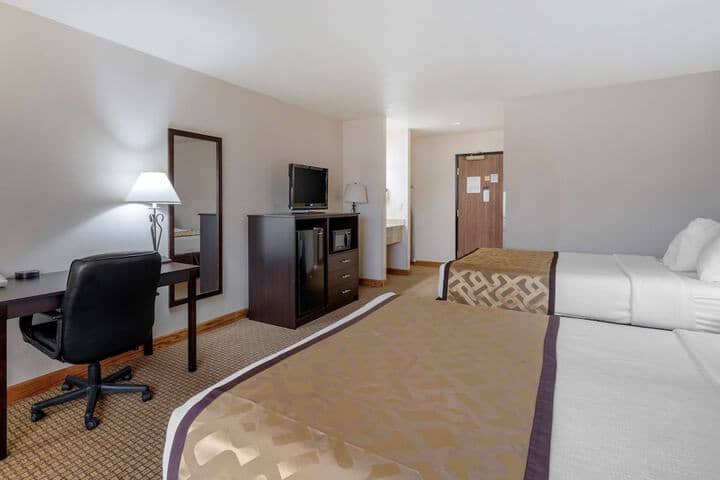 Room 9 of 31
