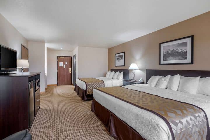 Room 6 of 31