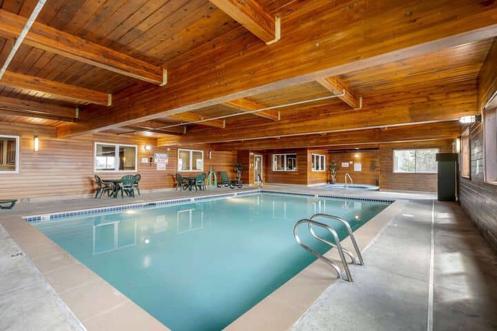 Pool 23 of 31