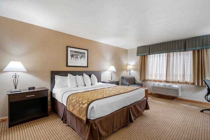 Room 5 of 31