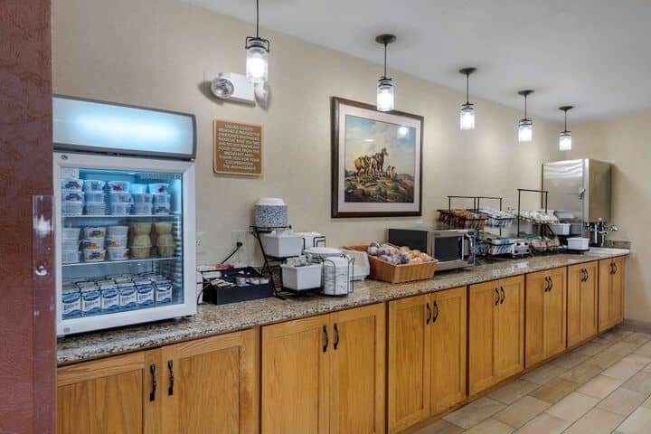 Breakfast/Coffee Service 28 of 31